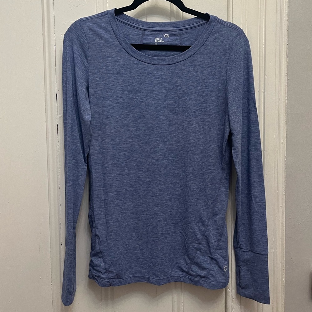 GapFit Breathe Long-Sleeve Athletic Shirt